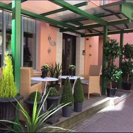 Rivoli Jardin 4*