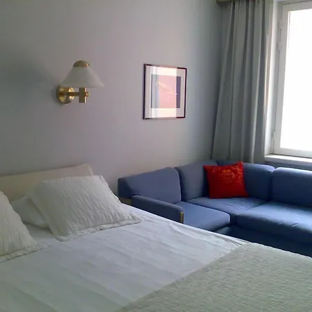 Hotelli Rivoli Jardin 4*